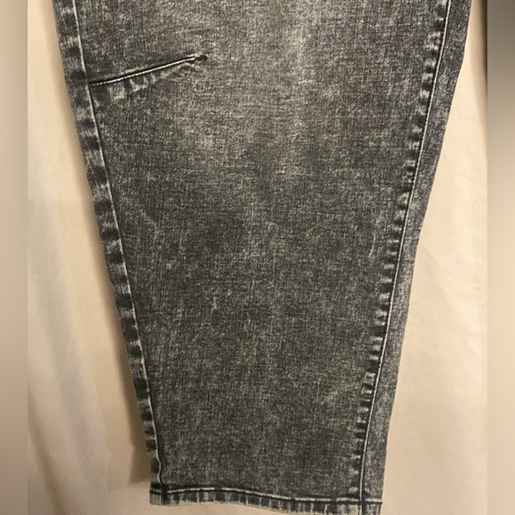 NWOT - Rebecca Minkoff Acid Wash Studded Pocket Jeans - Size 12 - Picture 5 of 10